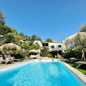 Les Deux Roches Ferienhaus